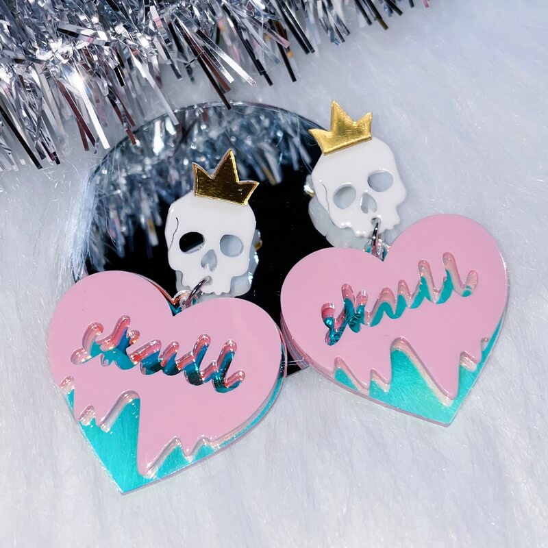 cutiekill-witch-skeleton-hearts-earrings-ah0207