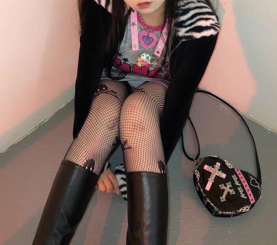 cutiekill-y2k-black-pink-heart-bag-ah0131