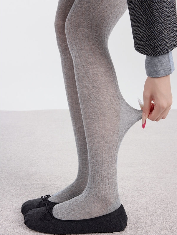 cutiekill-autumn-vibes-diamond-stripe-tights-c0559