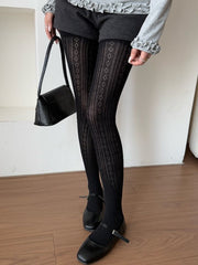 cutiekill-autumn-vibes-diamond-stripe-tights-c0559