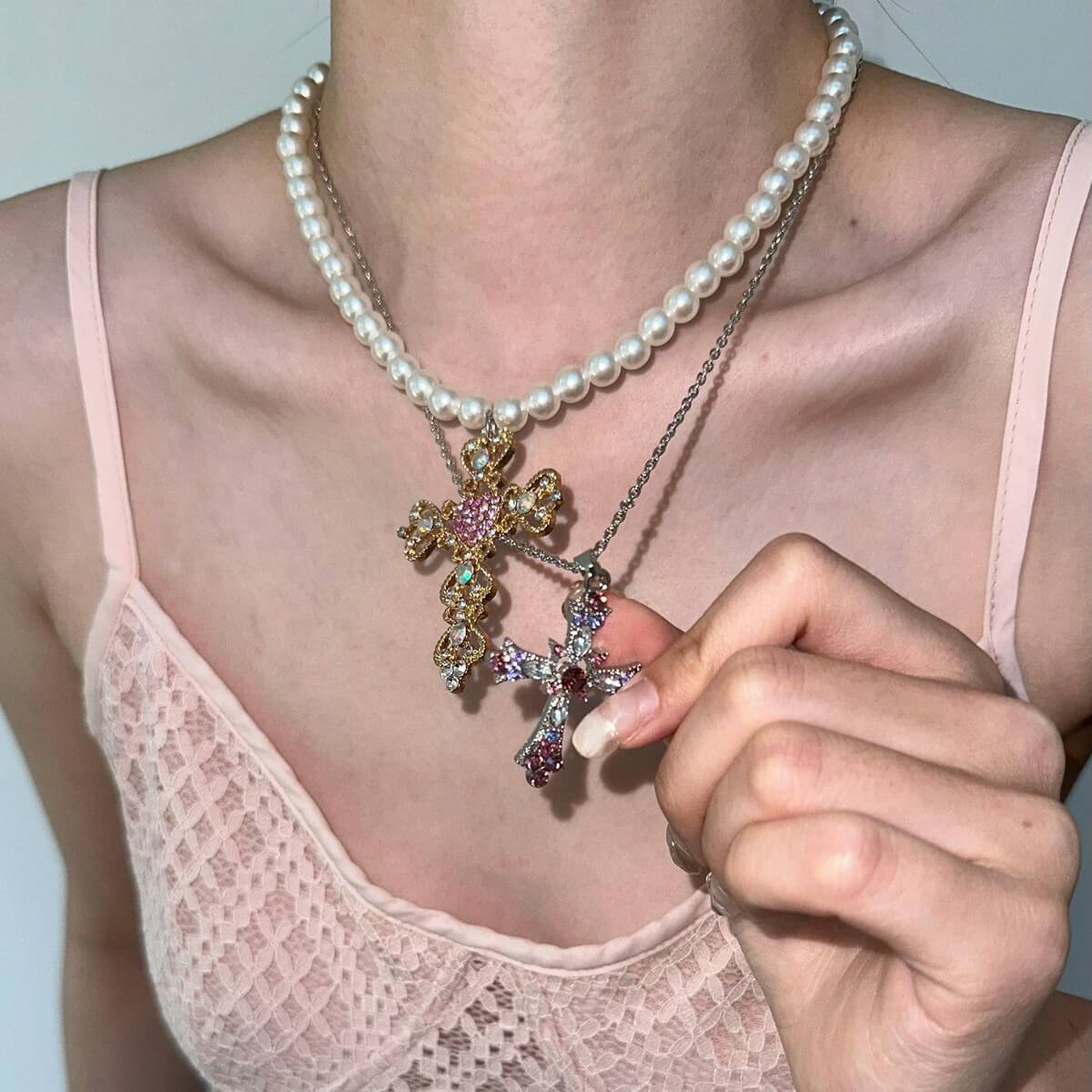 cutiekill-cross-diamond-pearl-necklace-ah0450