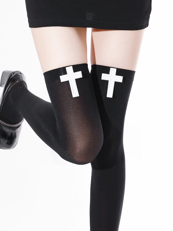 cutiekill-cross-over-knee-stockings-c0547