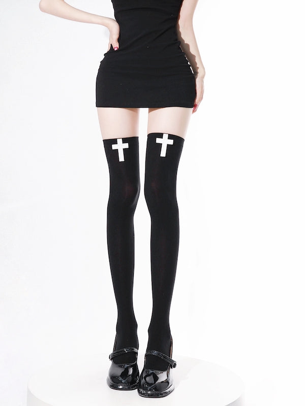 cutiekill-cross-over-knee-stockings-c0547