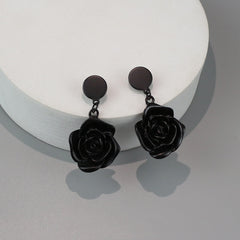 cutiekill-dark-elegant-camellia-earrings-ah0676