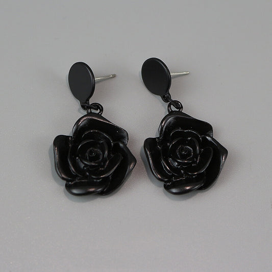 cutiekill-dark-elegant-camellia-earrings-ah0676 800