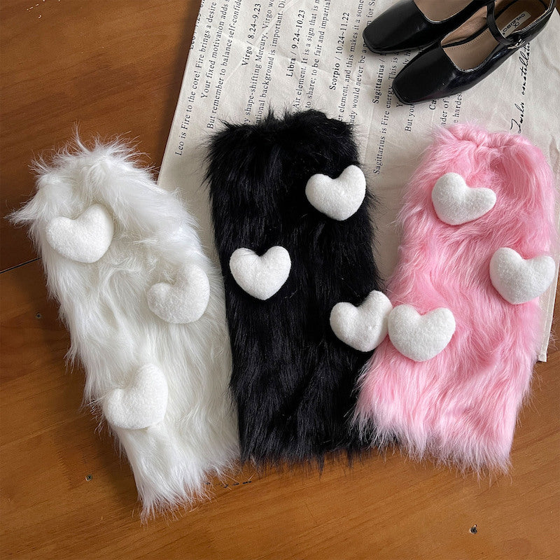 cutiekill-fluffy-hearts-faux-fur-leg-warmers-c0564