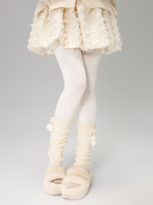 cutiekill-fluffy-pompon-leg-warmers-c0435 600