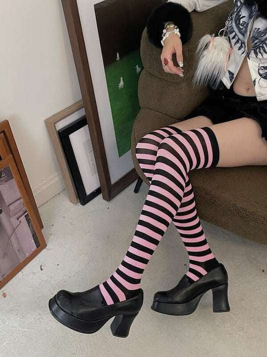 cutiekill-girl-candy-stripe-stockings-c0331 600