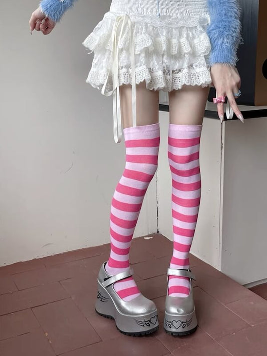 cutiekill-girl-candy-stripe-stockings-c0331 600