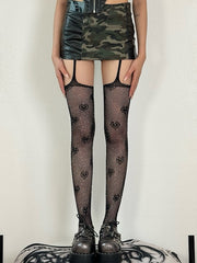 cutiekill-heart-rhinestone-suspenders-fishnet-tights-c0449