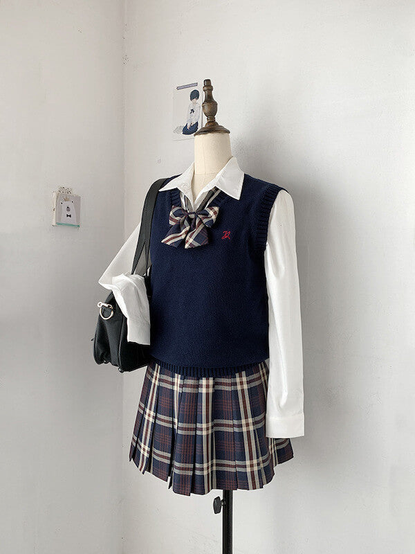 cutiekill-jk-embroidered-solid-color-sweater-vest-jk0071