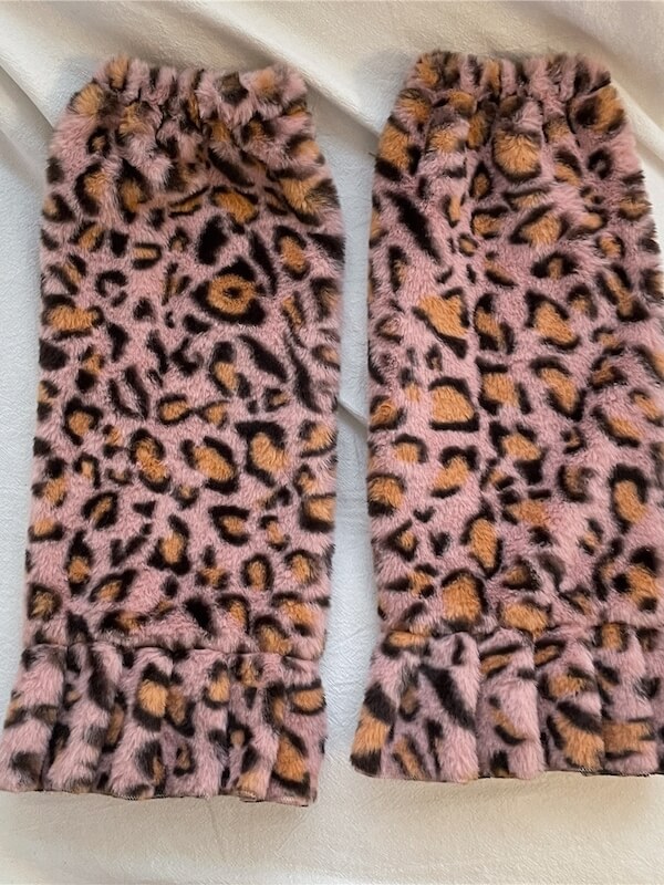 cutiekill-leopard-y2k-faux-fur-leg-warmers-c0113