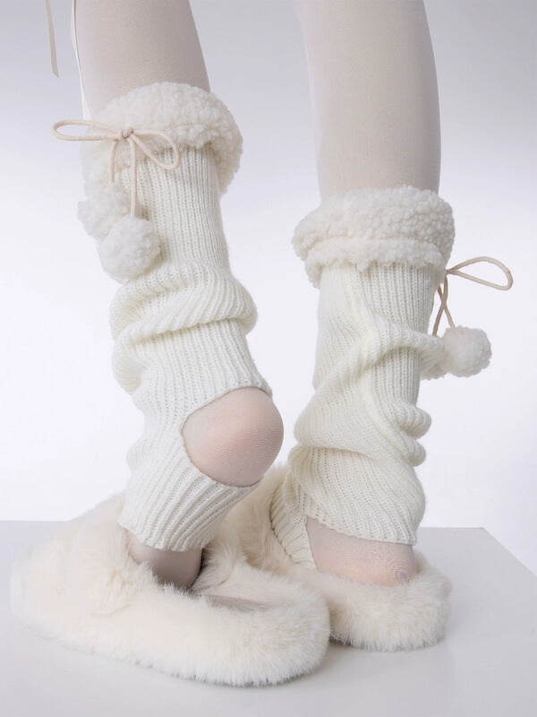Pompon warm leg warmers – Cutiekill