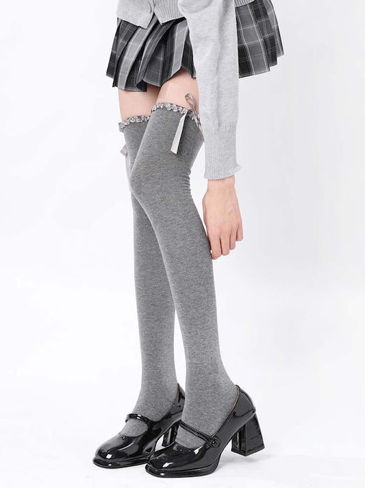 cutiekill-ruffled-bow-over-knee-stockings-c0116