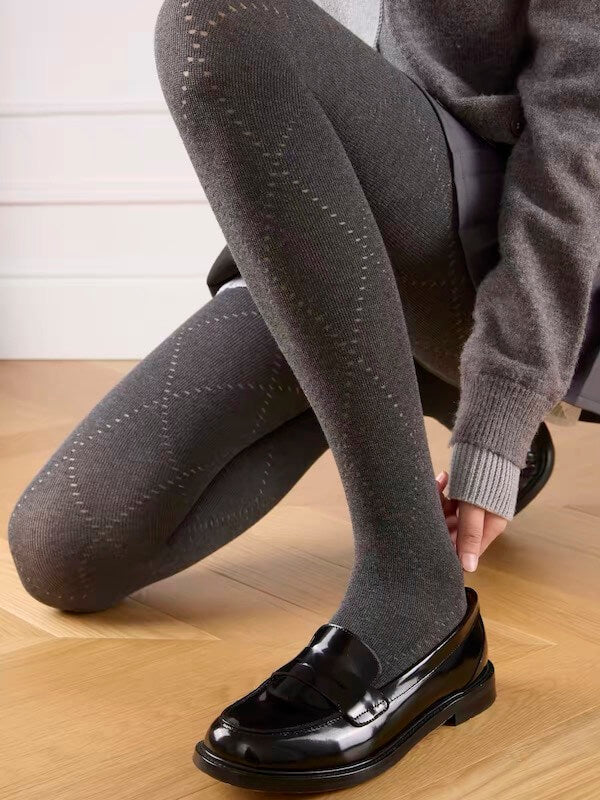 cutiekill-soft-girl-hollow-diamond-patterned-tights-c0436