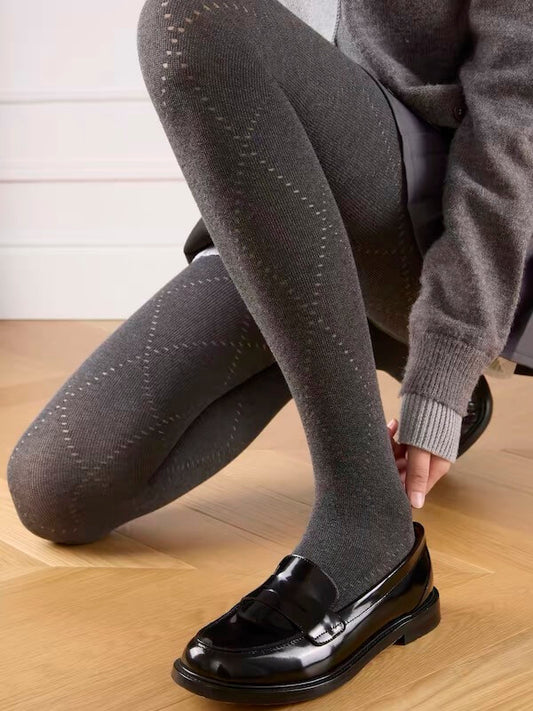cutiekill-soft-girl-hollow-diamond-patterned-tights-c0436