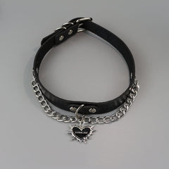 cutiekill-thorned-heart-choker-ah0633