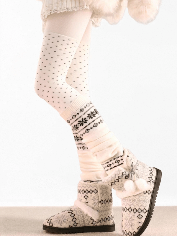 cutiekill-white-snowflake-polka-dot-thigh-high-socks-c0525