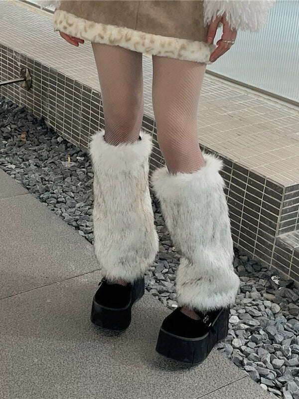 cutiekill-y2k-faux-fur-leg-warmers-c0473