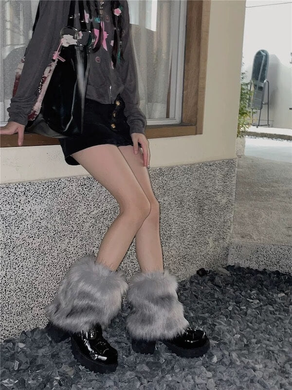 cutiekill-y2k-faux-fur-leg-warmers-c0473