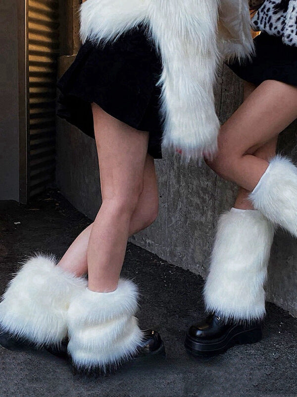 cutiekill-y2k-faux-fur-leg-warmers-c0473