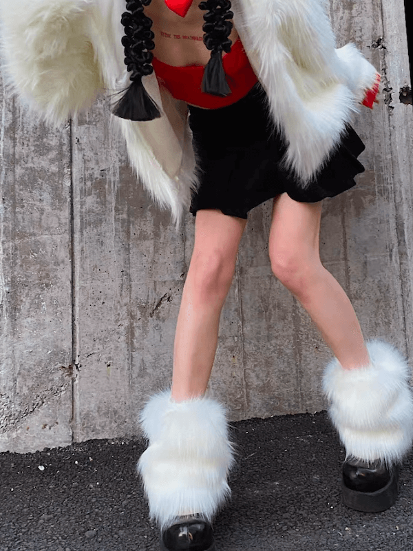 cutiekill-y2k-faux-fur-leg-warmers-c0473