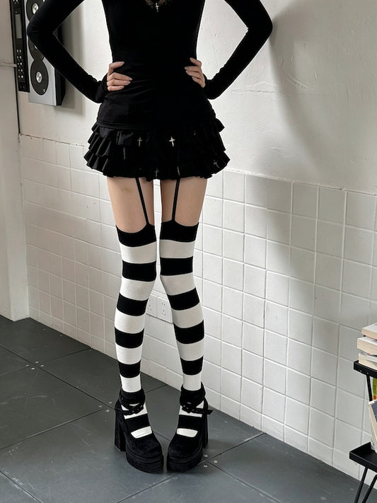 cutiekill-y2k-striped-suspender-stockings-c0537-3