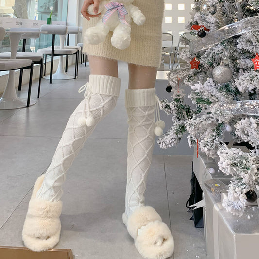cutiekill-fluffy-warm-pompon-long-stockings-c0154 800