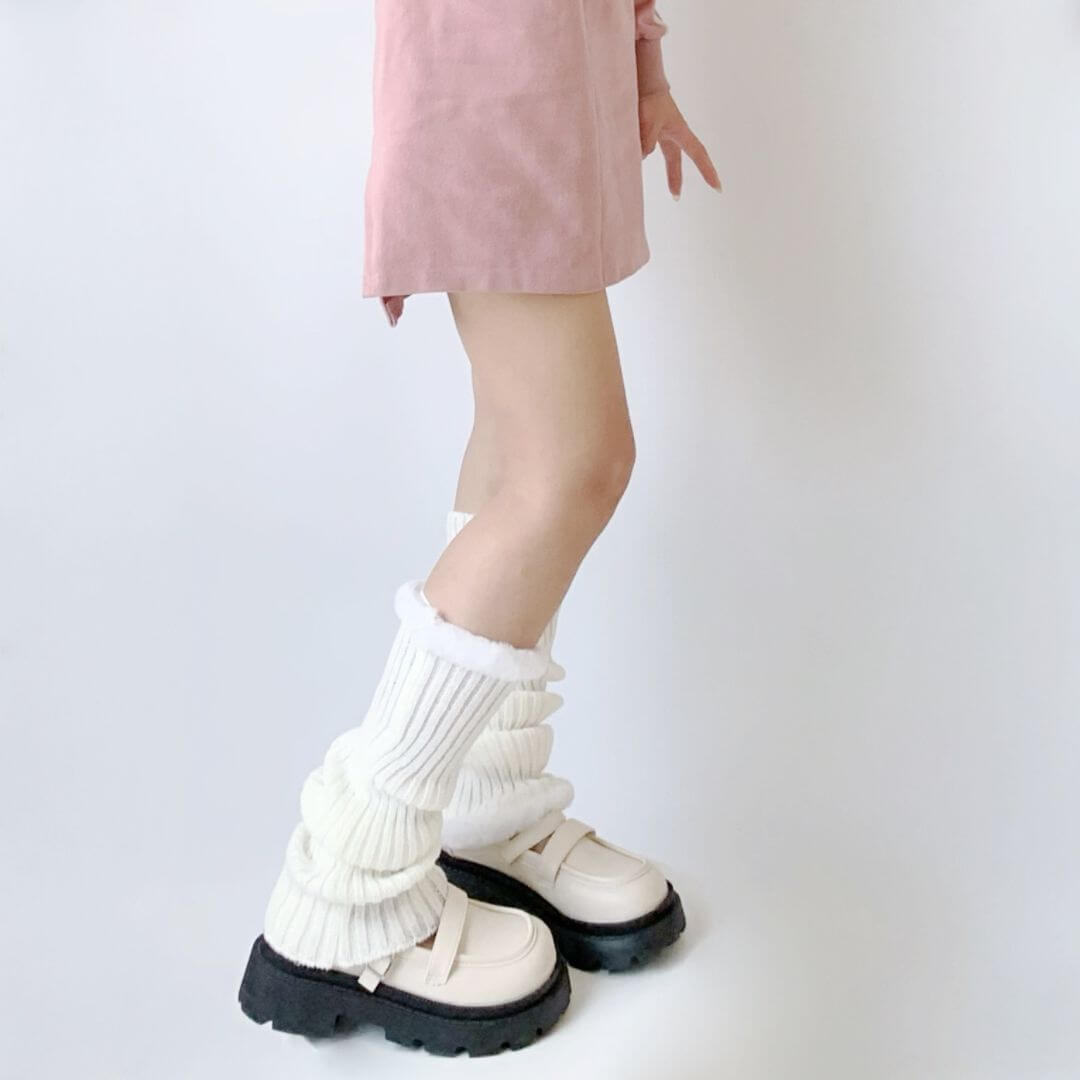 cutiekill-furry-pink-leg-warmers-c0164