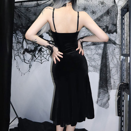 cutiekill-goth-aesthetic-gored-dress-ah0152