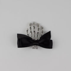 cutiekill-halloween-skull-black-bow-hair-pin-ah0046