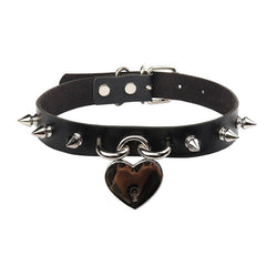cutiekill-hard-core-heart-rivet-choker-ah0105