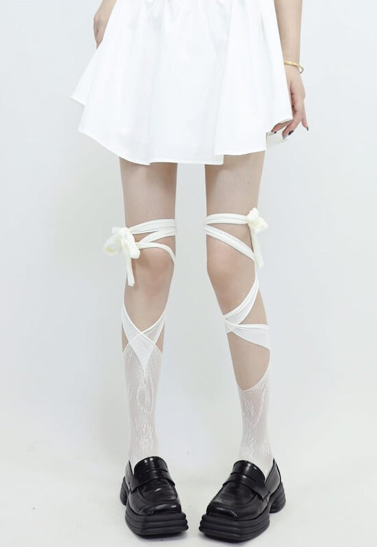 cutiekill-irregular-lace-punk-ribbon-stockings-c0077