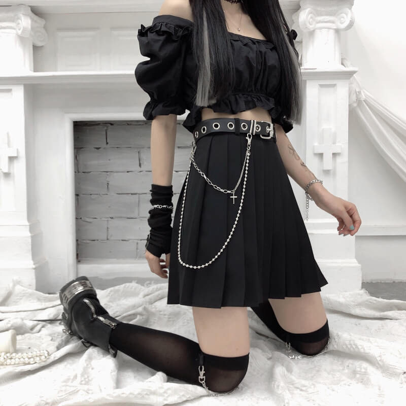 [Plus size] Gothic punk cross belt chain pleated skirt – Cutiekill